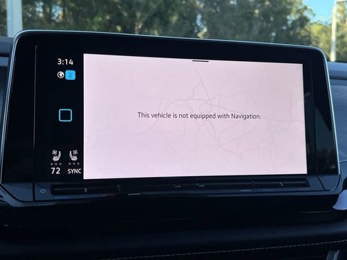 Certified 2024 Volkswagen Atlas Cross Sport SE image 18