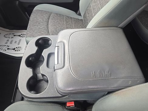 Used 2019 RAM 1500 Big Horn image 25