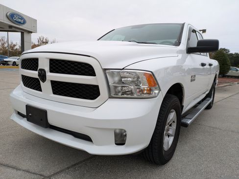 Used 2018 RAM 1500 Express image 8