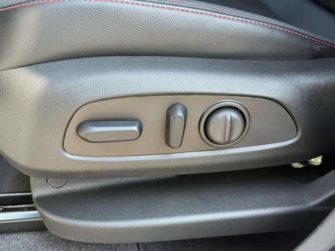 Used 2024 Chevrolet Equinox RS AWD/4WD image 12