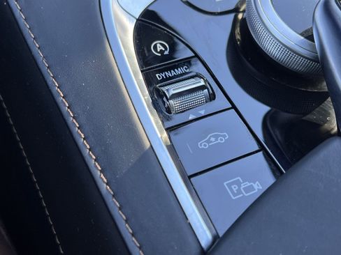 Used 2019 Mercedes-Benz S 560 4MATIC Sedan image 39