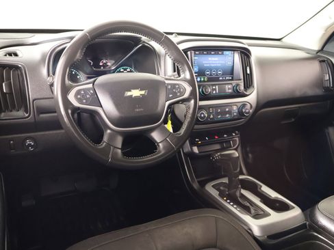 Used 2021 Chevrolet Colorado LT w/ Fleet Safety Package RWD image 2