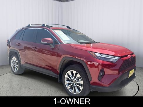 Used 2025 Toyota RAV4 XLE Premium FWD image 1