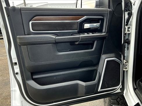Used 2022 RAM 2500 Laramie image 22