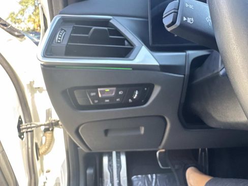 Used 2023 BMW M3 Competition w/ Executive Package image 28