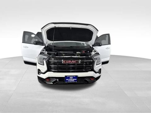Used 2026 GMC Terrain AT4 AWD/4WD image 14