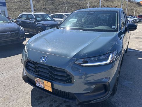 Used 2025 Honda HR-V Sport image 22