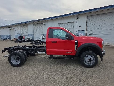 New 2026 Ford F550 4x4 Regular Cab Super Duty image 2