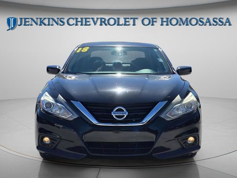 Used 2018 Nissan Altima 2.5 SV FWD image 11