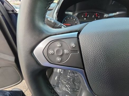Used 2023 Chevrolet Traverse LT AWD/4WD image 11