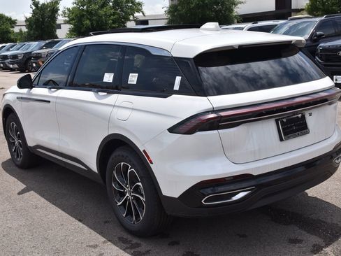New 2026 Lincoln Nautilus Premier w/ Equipment Group 102A AWD/4WD image 9