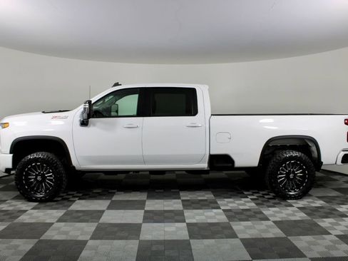 Used 2023 Chevrolet Silverado 2500 LT AWD/4WD image 5