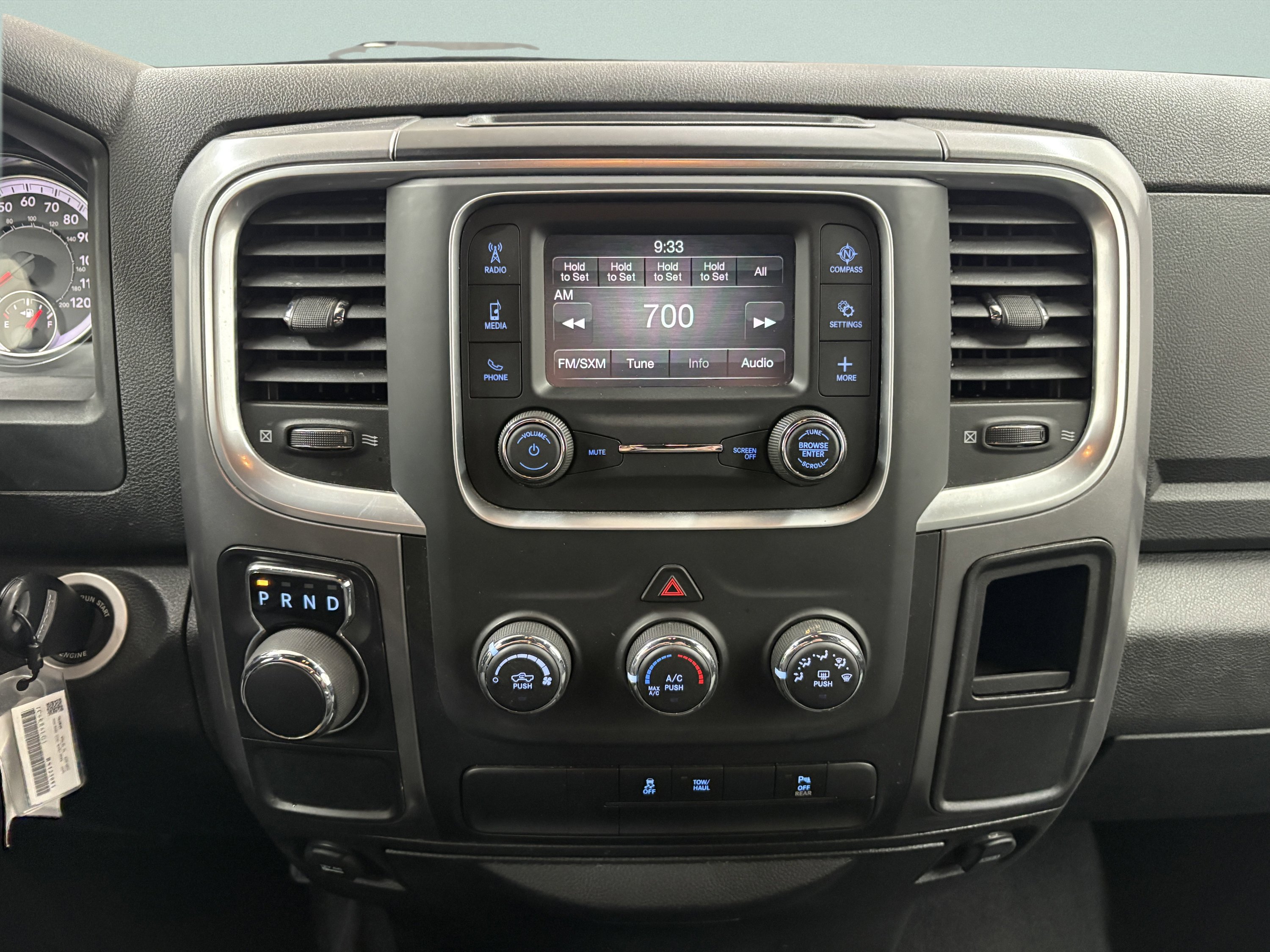 Used 2024 RAM 1500 Warlock RWD image 13