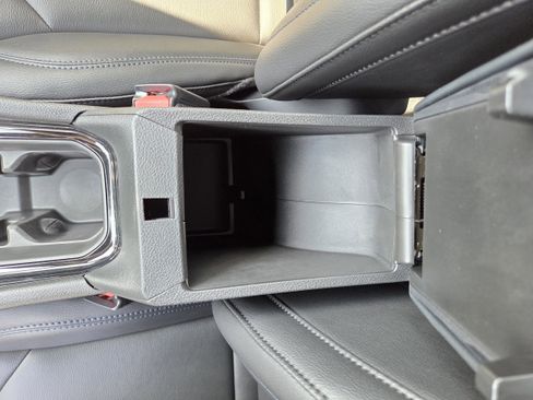 New 2026 Jeep Compass Limited image 30