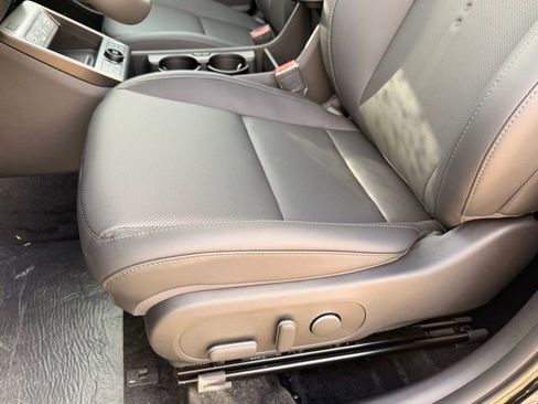 New 2026 Hyundai Kona Limited FWD image 25