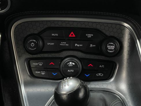 Used 2018 Dodge Challenger R/T Scat Pack image 24