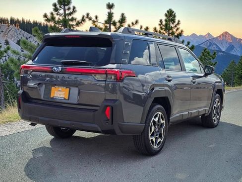 New 2026 Subaru Outback Touring AWD/4WD image 7