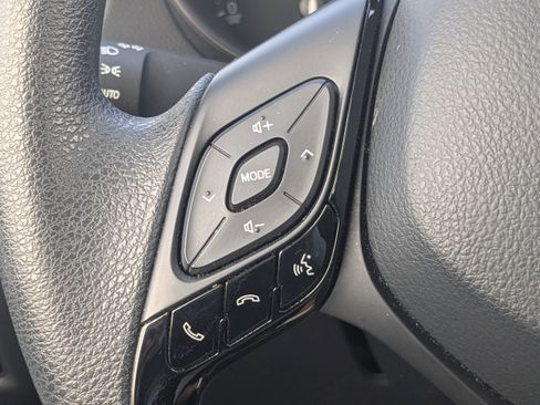 Used 2021 Toyota C-HR LE image 23