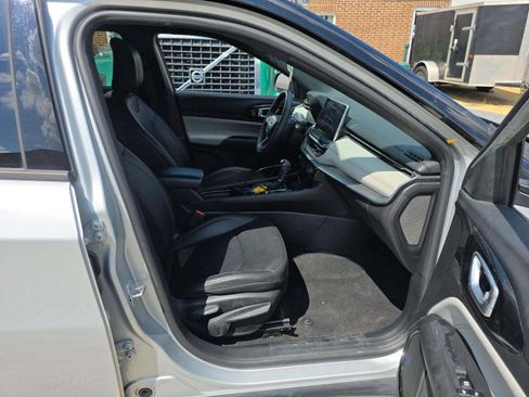 Used 2025 Jeep Compass Limited AWD/4WD image 8