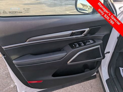 Used 2022 Kia Telluride S image 14