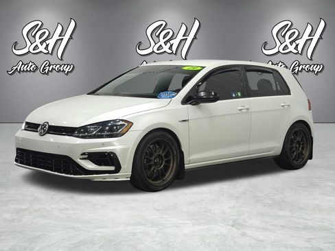 Used 2019 Volkswagen Golf R 4-Door AWD/4WD image 15