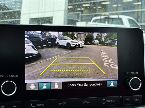 Used 2025 Honda Accord SE image 31
