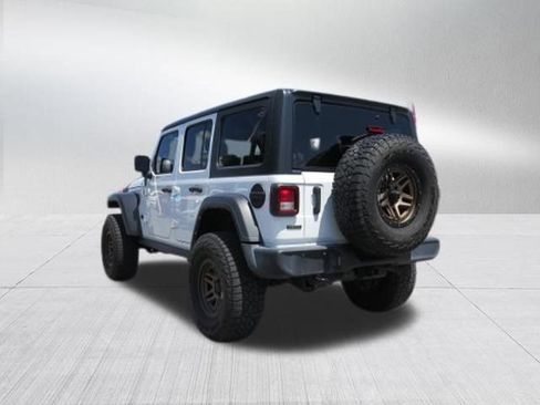 Used 2022 Jeep Wrangler Unlimited Sport AWD/4WD image 5