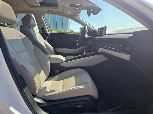 Used 2024 Honda Accord Touring image 26