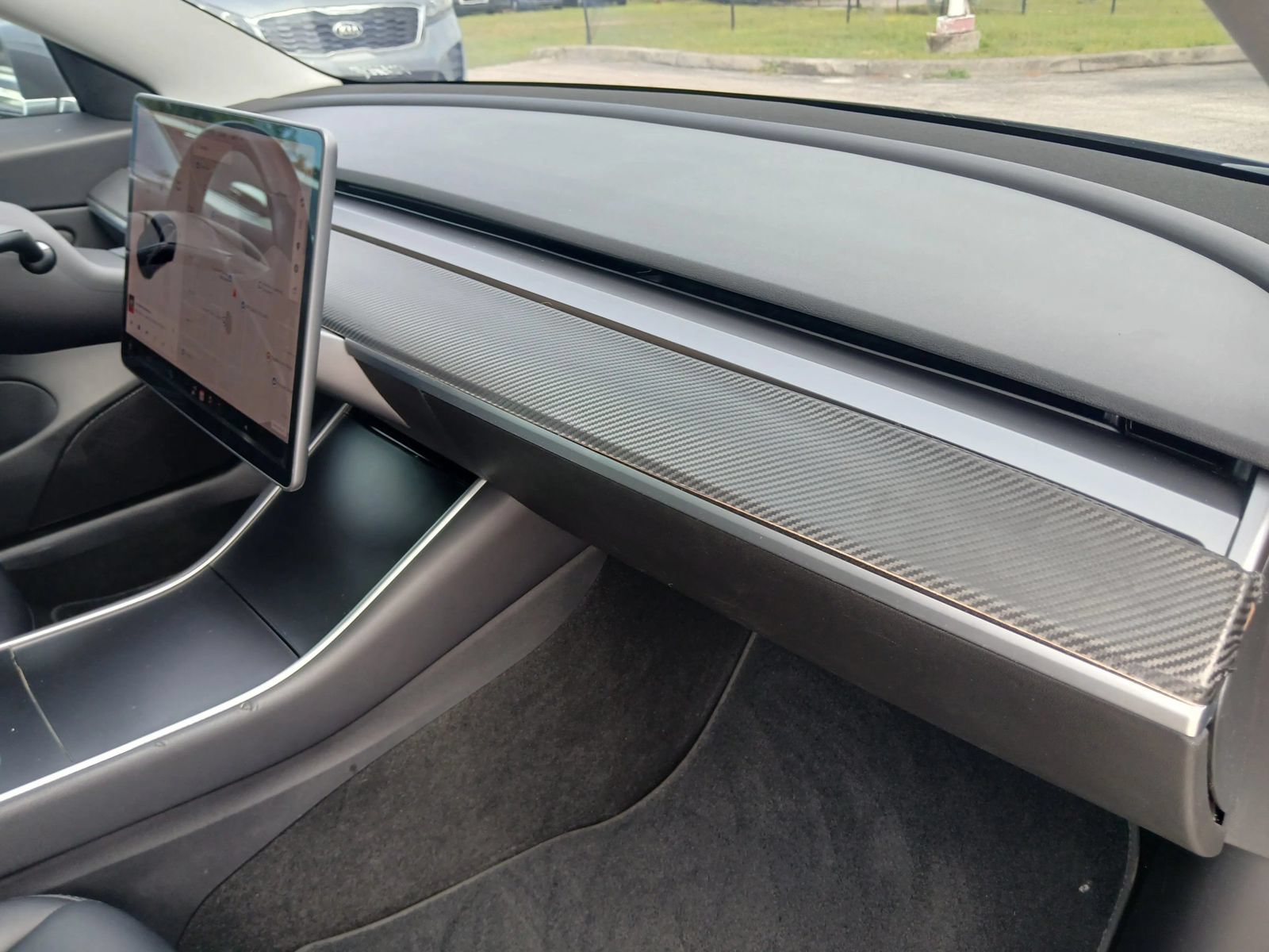 Used 2018 Tesla Model 3 Long Range RWD image 17
