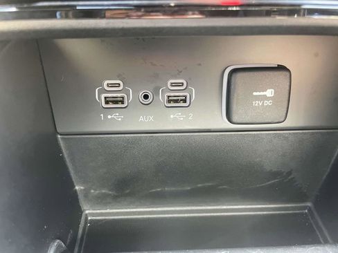 Certified 2025 Jeep Grand Cherokee Limited AWD/4WD image 41