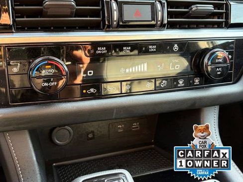 Used 2023 Nissan Pathfinder SL w/ Lighting Package (N92) image 14