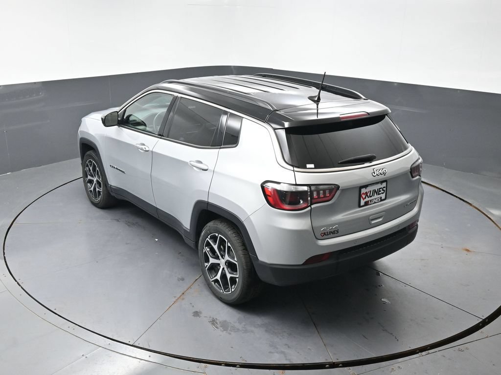 Used 2024 Jeep Compass Limited AWD/4WD image 45
