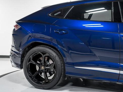 Used 2021 Lamborghini Urus AWD/4WD image 51