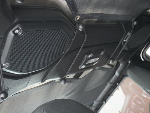 Used 2018 Jeep Wrangler Unlimited Rubicon image 12