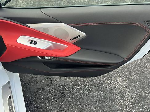 Used 2024 Chevrolet Corvette Stingray Preferred Conv RWD image 16