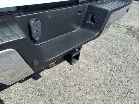 Used 2017 Ford F250 XL w/ Power Equipment Group image 16