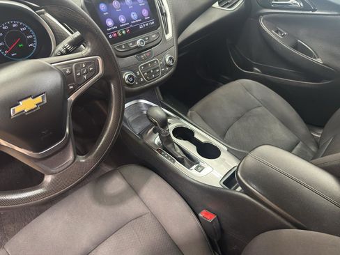Used 2022 Chevrolet Malibu LT FWD image 20