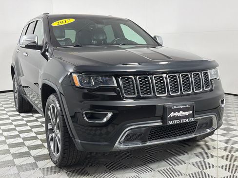 Used 2017 Jeep Grand Cherokee Limited image 3