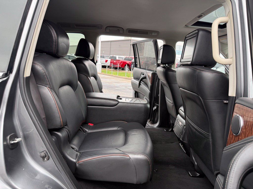 Used 2019 Nissan Armada Platinum w/ Captain's Chairs Package RWD image 21