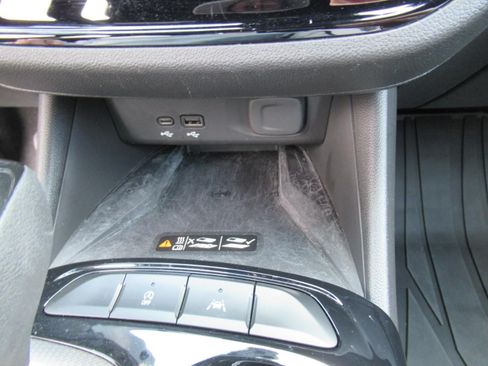 Used 2024 Buick Envista Avenir FWD image 26