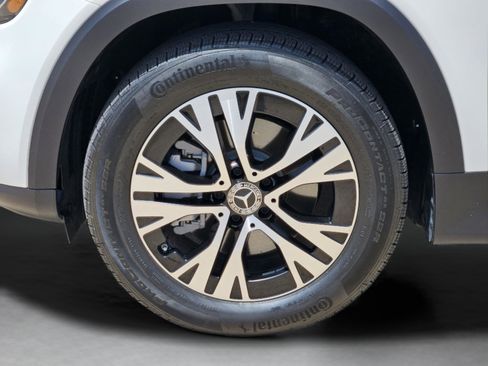Certified 2026 Mercedes-Benz GLB 250 image 29