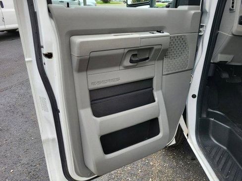 Used 2024 Ford E-350 and Econoline 350 Super Duty w/ Driver's Safety Package image 13