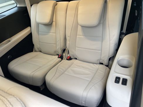 Certified 2023 Mercedes-Benz GLS 450 4MATIC image 44