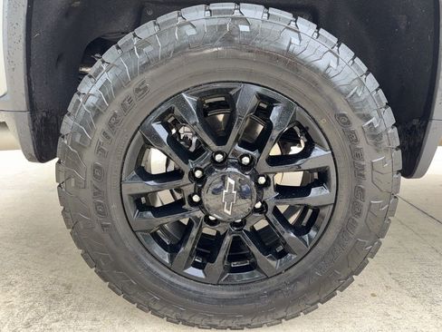 Used 2025 Chevrolet Silverado 2500 LTZ w/ Trail Boss Package image 51