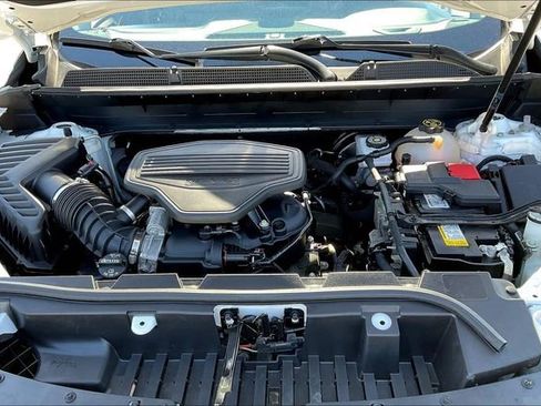 Used 2023 GMC Acadia AT4 w/ Preferred Package AWD/4WD image 21