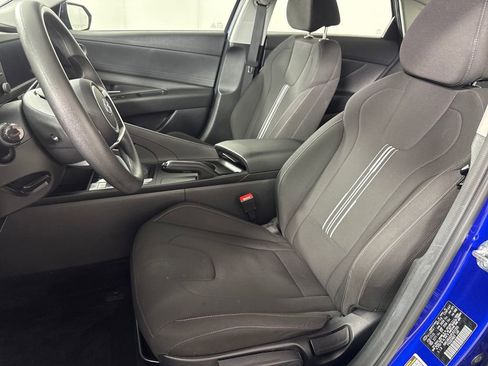 Certified 2023 Hyundai Elantra SEL FWD image 13