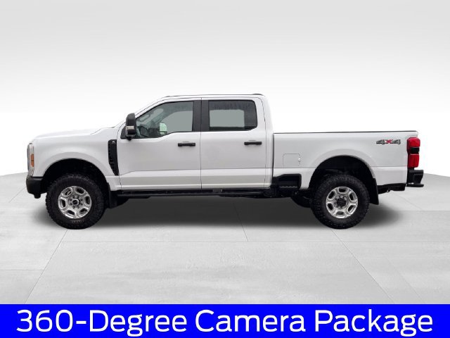 New 2027 Ford F350 XL w/ XL Off-Road 35" Tire Pakckage AWD/4WD image 2