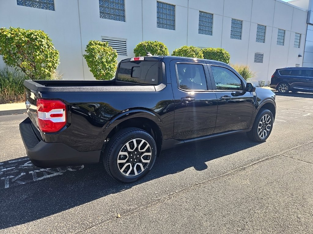 Used 2023 Ford Maverick Lariat FWD image 8