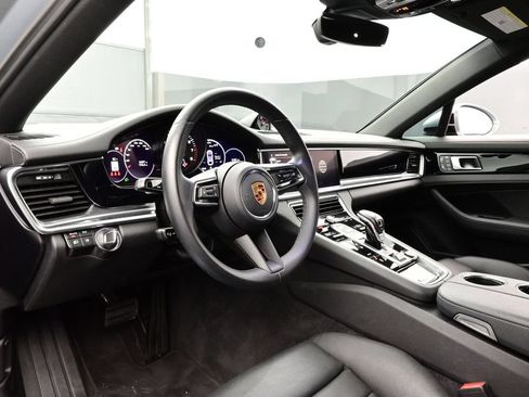 Certified 2023 Porsche Panamera 4 AWD/4WD image 4