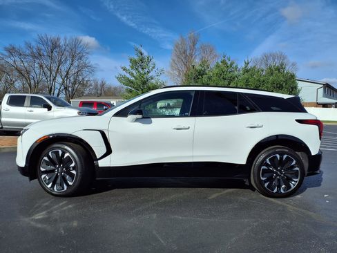 Used 2024 Chevrolet Blazer EV RS image 34